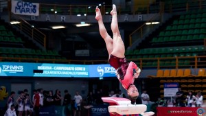 serie b 0811 simone ferraro ph